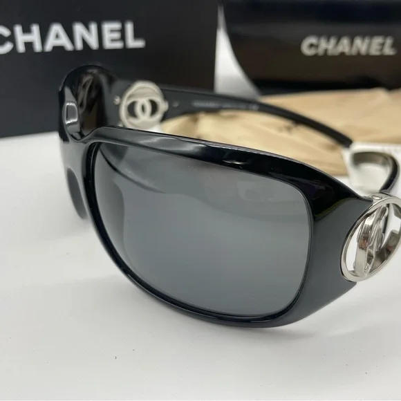 Chanel Black Sunglasses - Picture 5 of 8